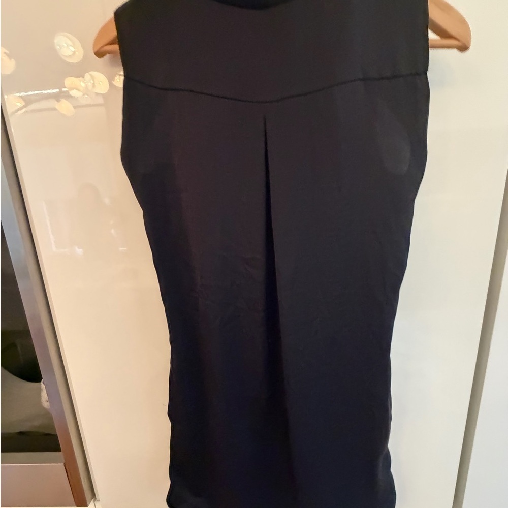 BCBGMaxAzria Black Ruffle Hem Tank Top - Picture 3 of 4